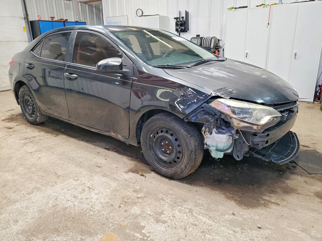 2015 TOYOTA COROLLA LE photo 7