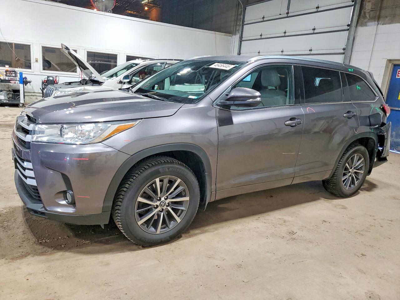 2018 TOYOTA HIGHLANDER