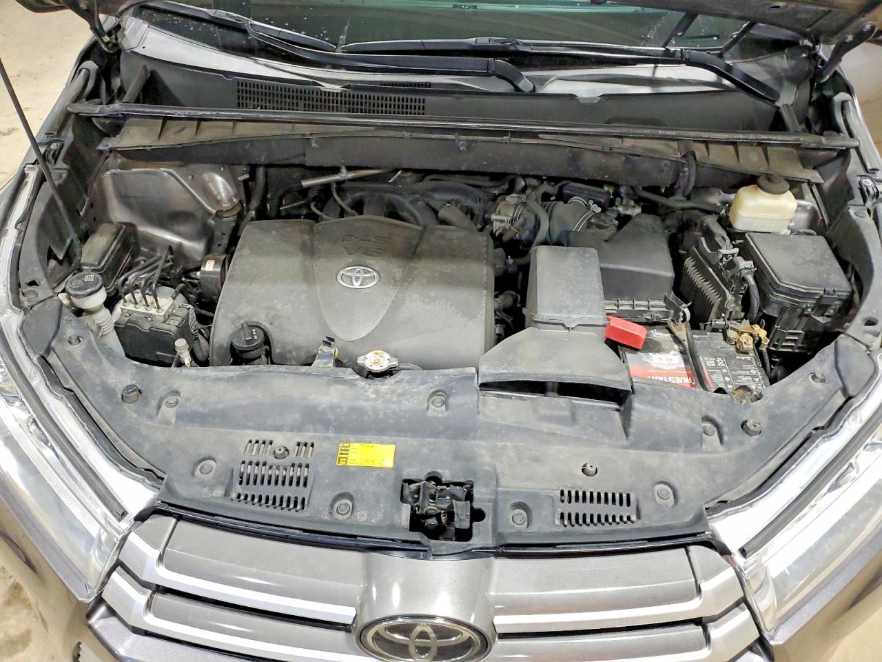 2018 TOYOTA HIGHLANDER XLE photo 23