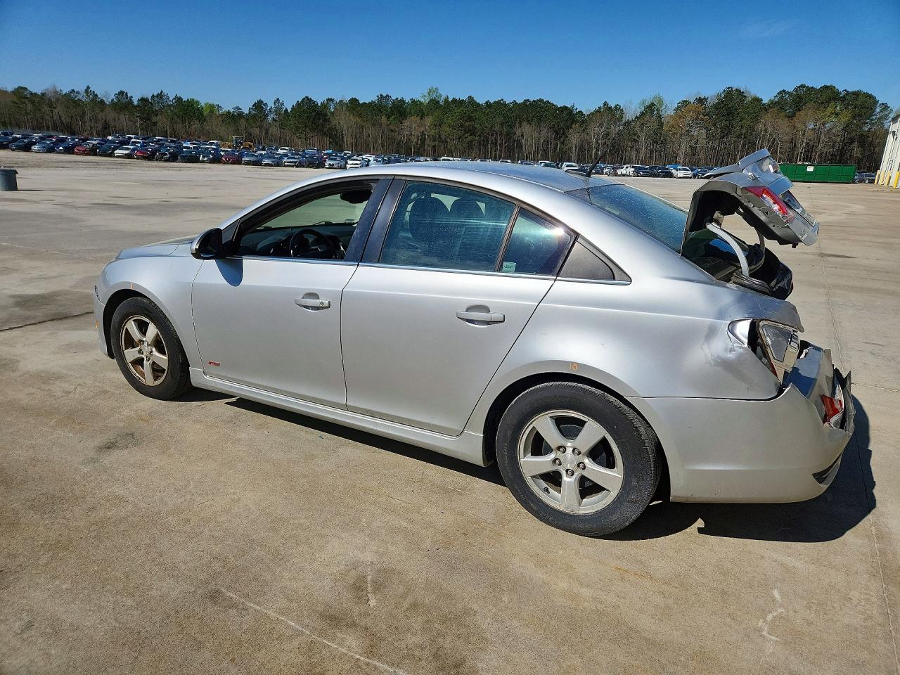 2013 CHEVROLET CRUZE LT photo 2