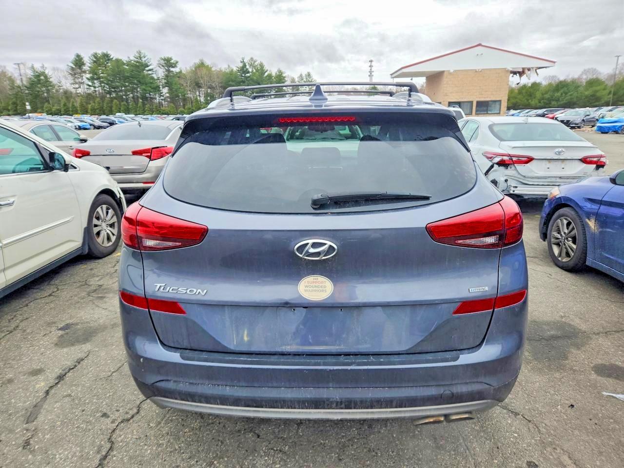 2019 HYUNDAI TUCSON SEL photo 16