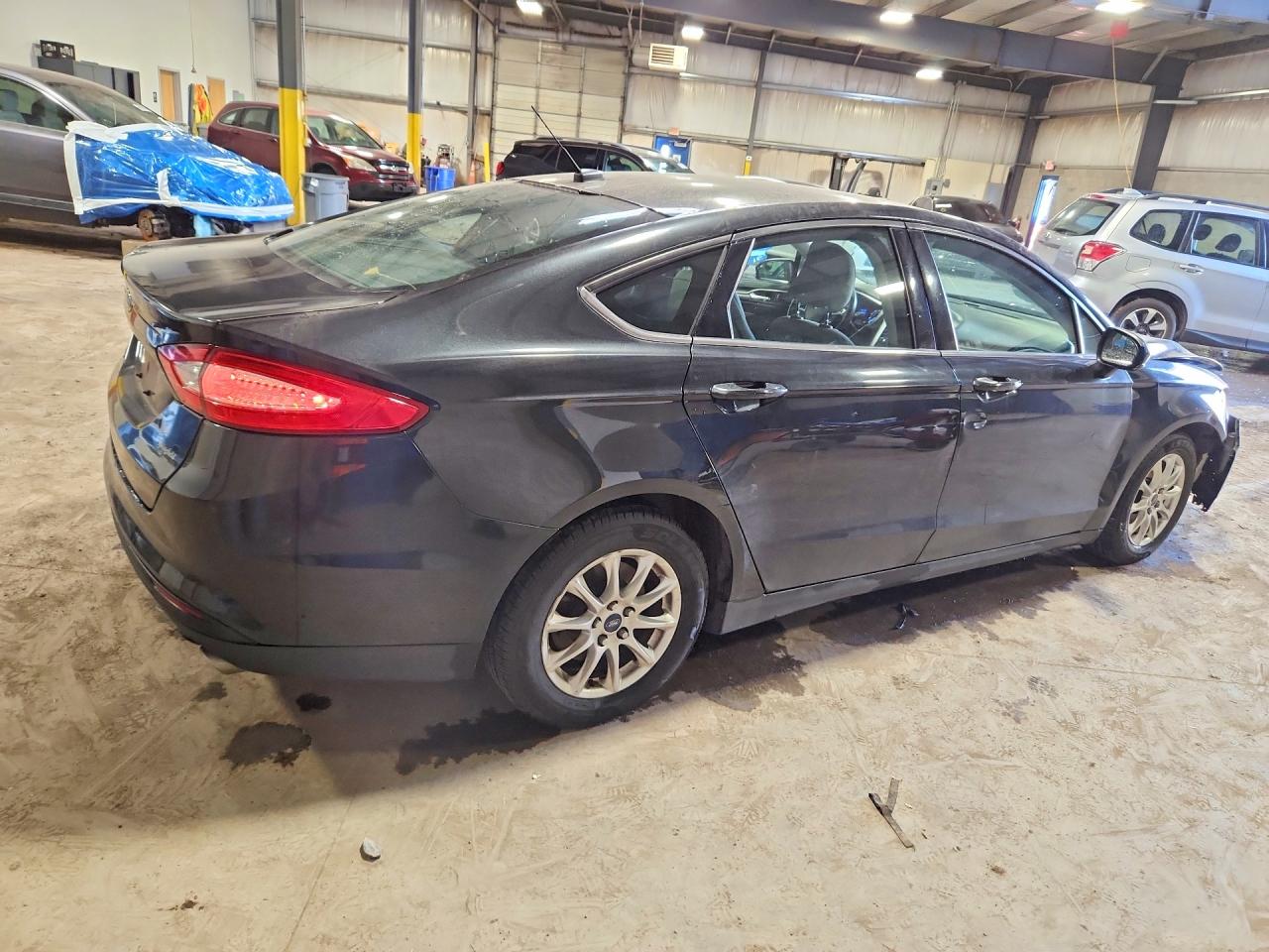 2015 FORD FUSION S photo 3