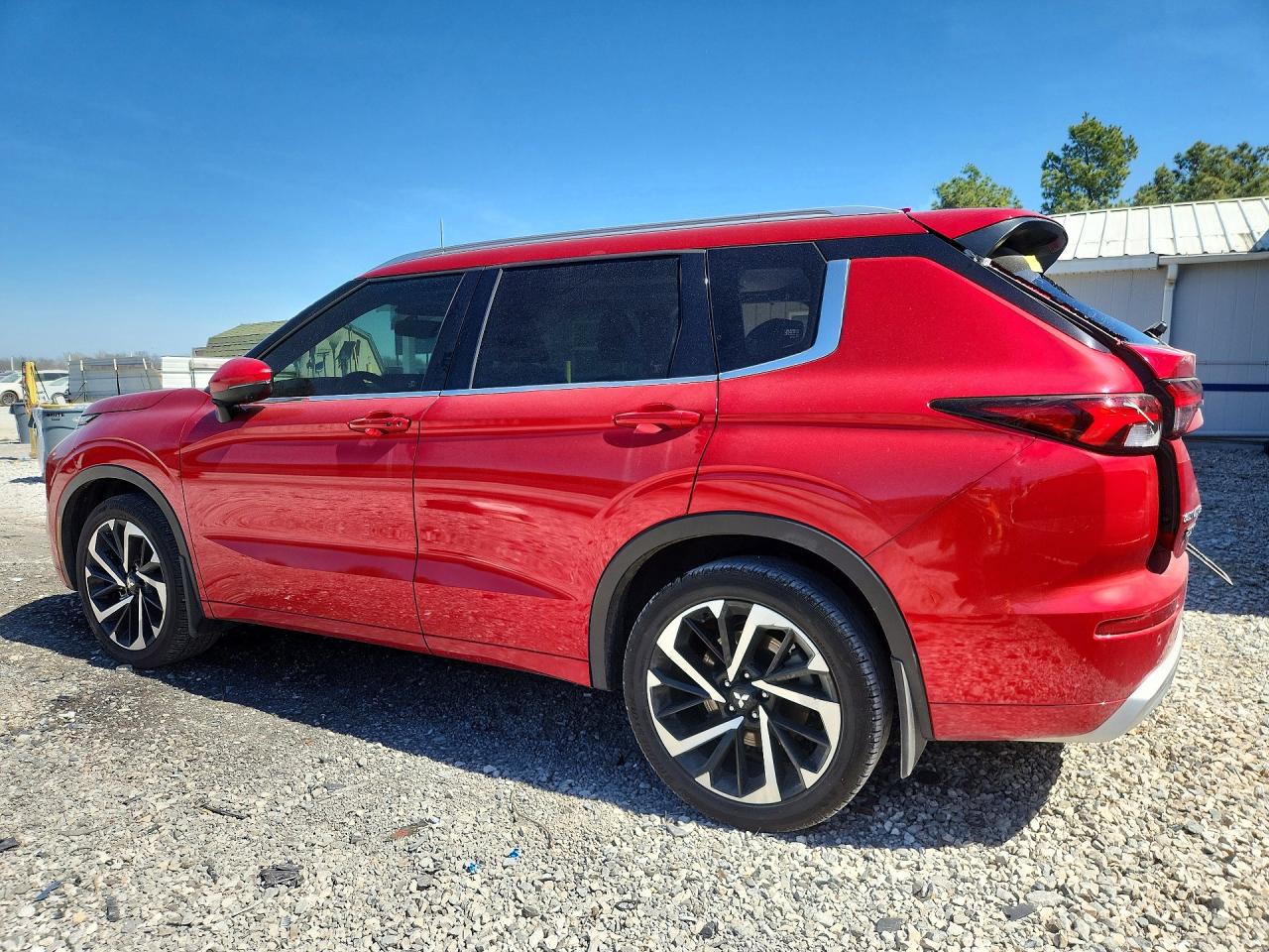 2024 MITSUBISHI OUTLANDER SEL photo 3