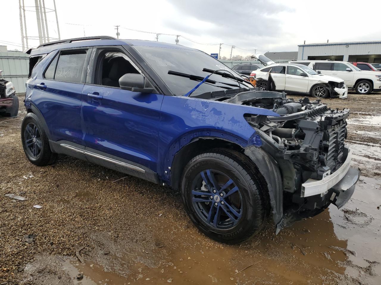 2020 FORD EXPLORER XLT photo 10