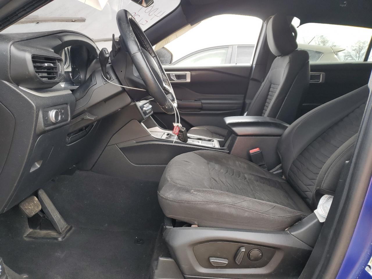 2020 FORD EXPLORER XLT photo 19