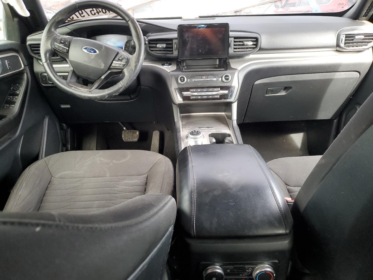 2020 FORD EXPLORER XLT photo 22