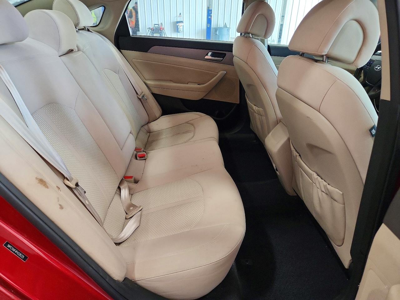 2015 HYUNDAI SONATA SE photo 10