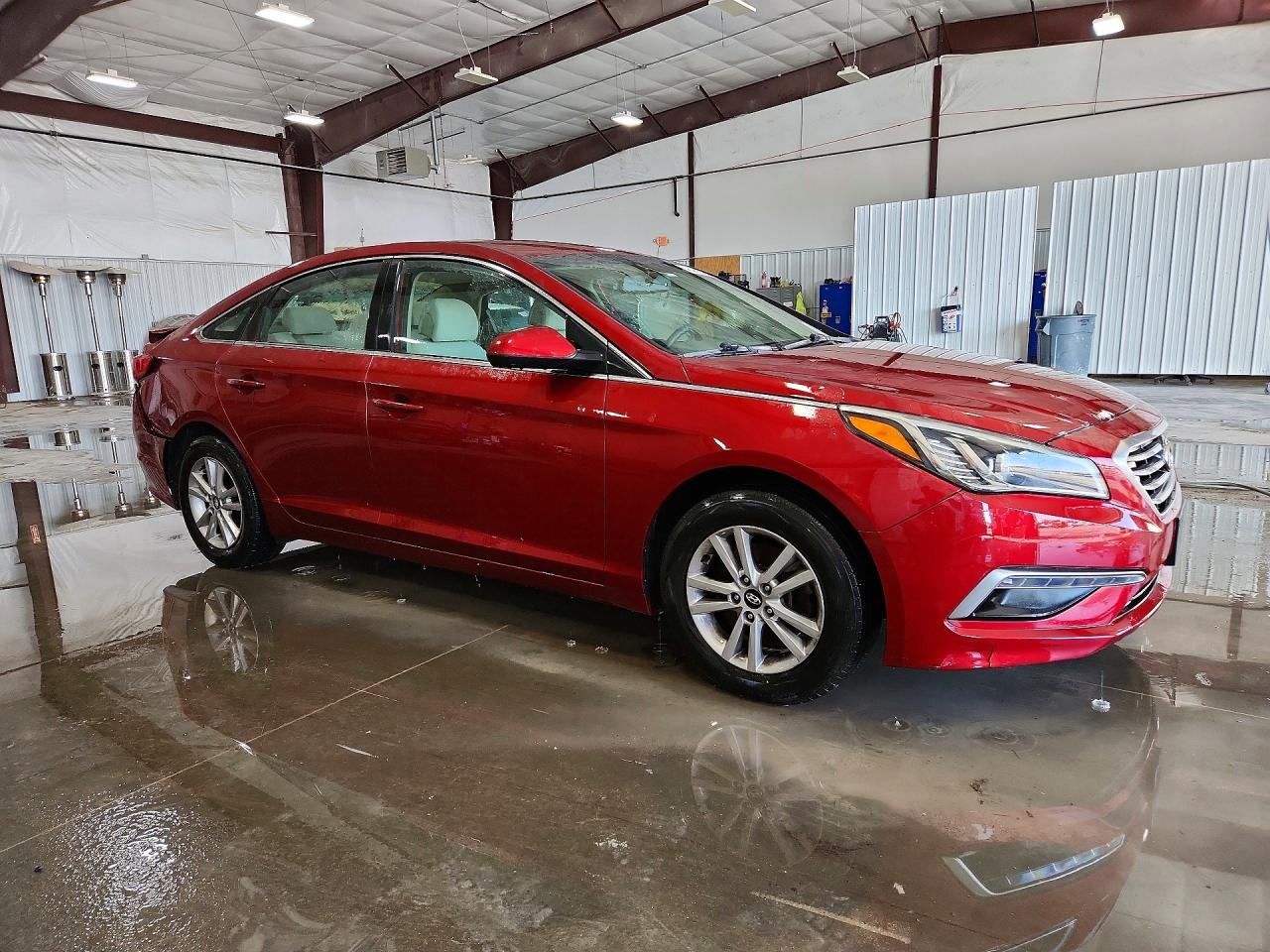 2015 HYUNDAI SONATA SE photo 4