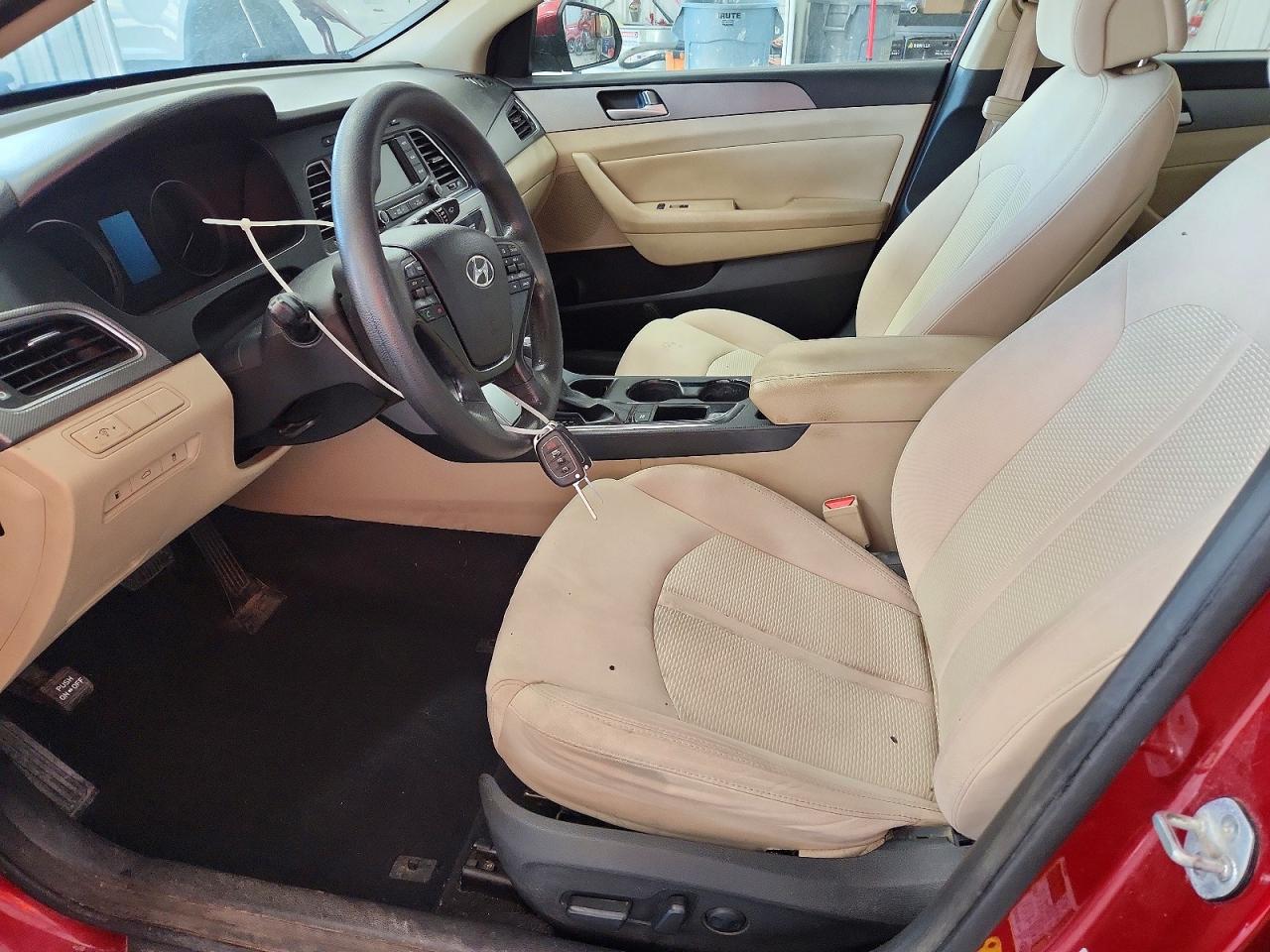 2015 HYUNDAI SONATA SE photo 7