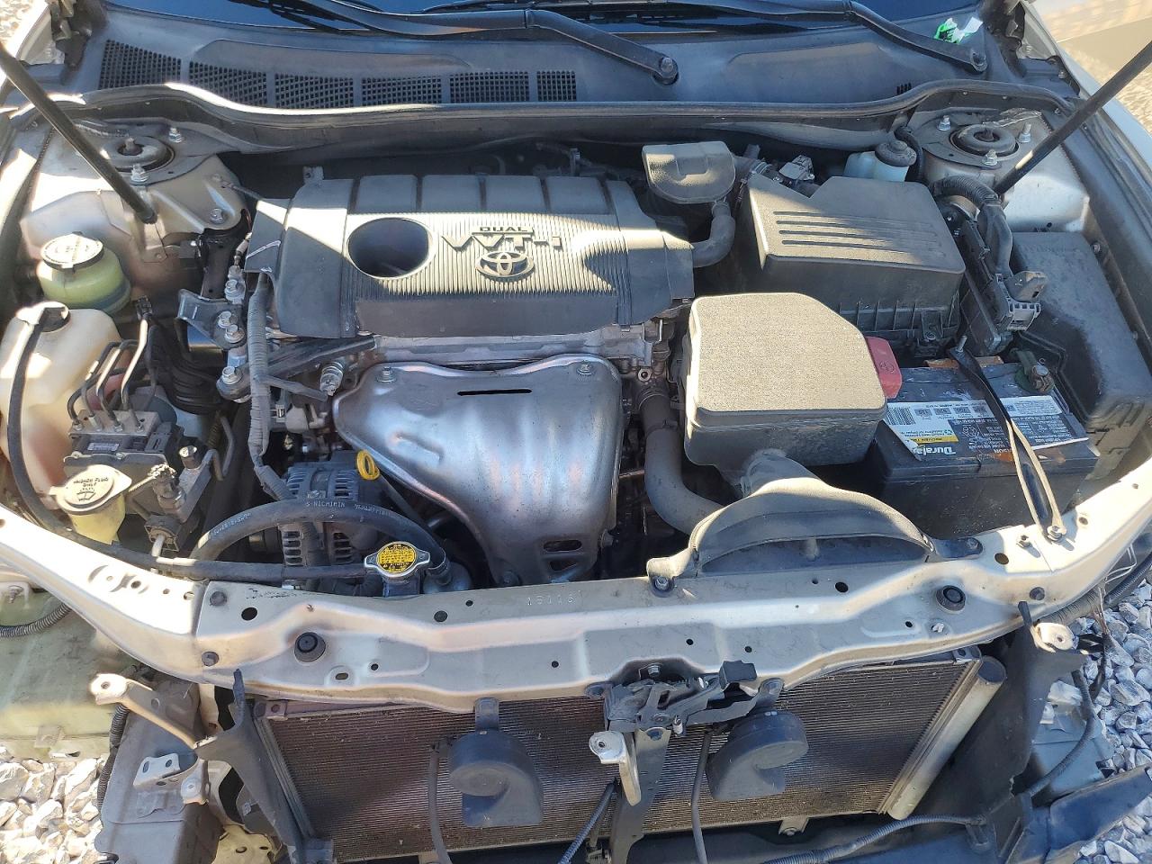 2011 TOYOTA CAMRY LE photo 11