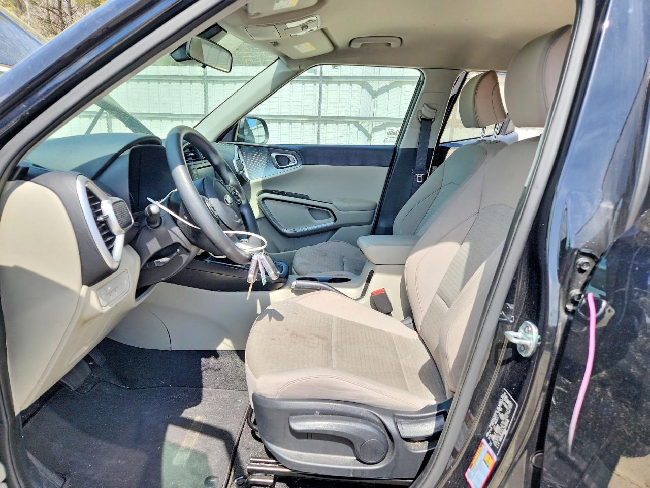 2020 KIA SOUL S photo 7