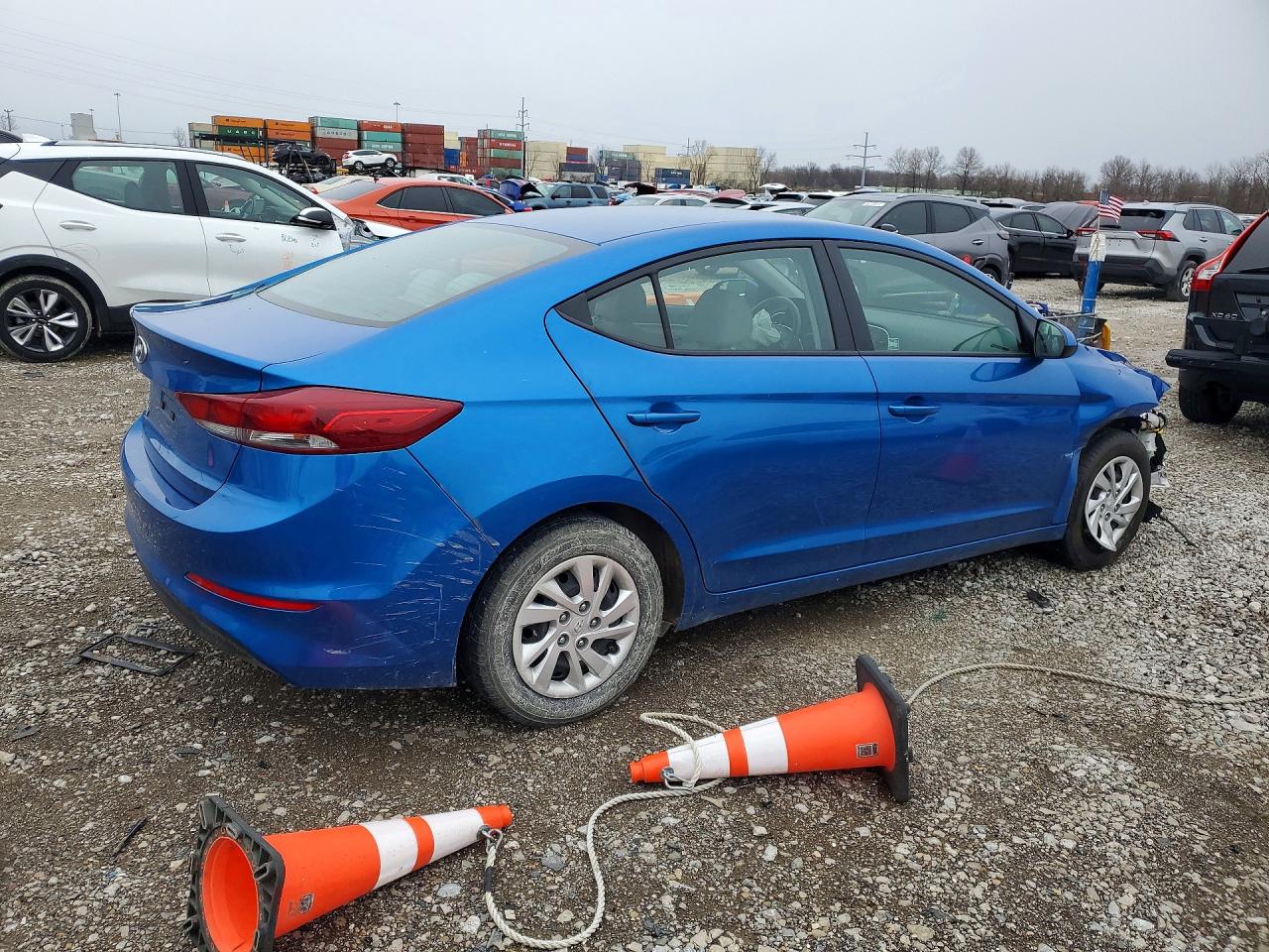2018 HYUNDAI ELANTRA SE photo 3