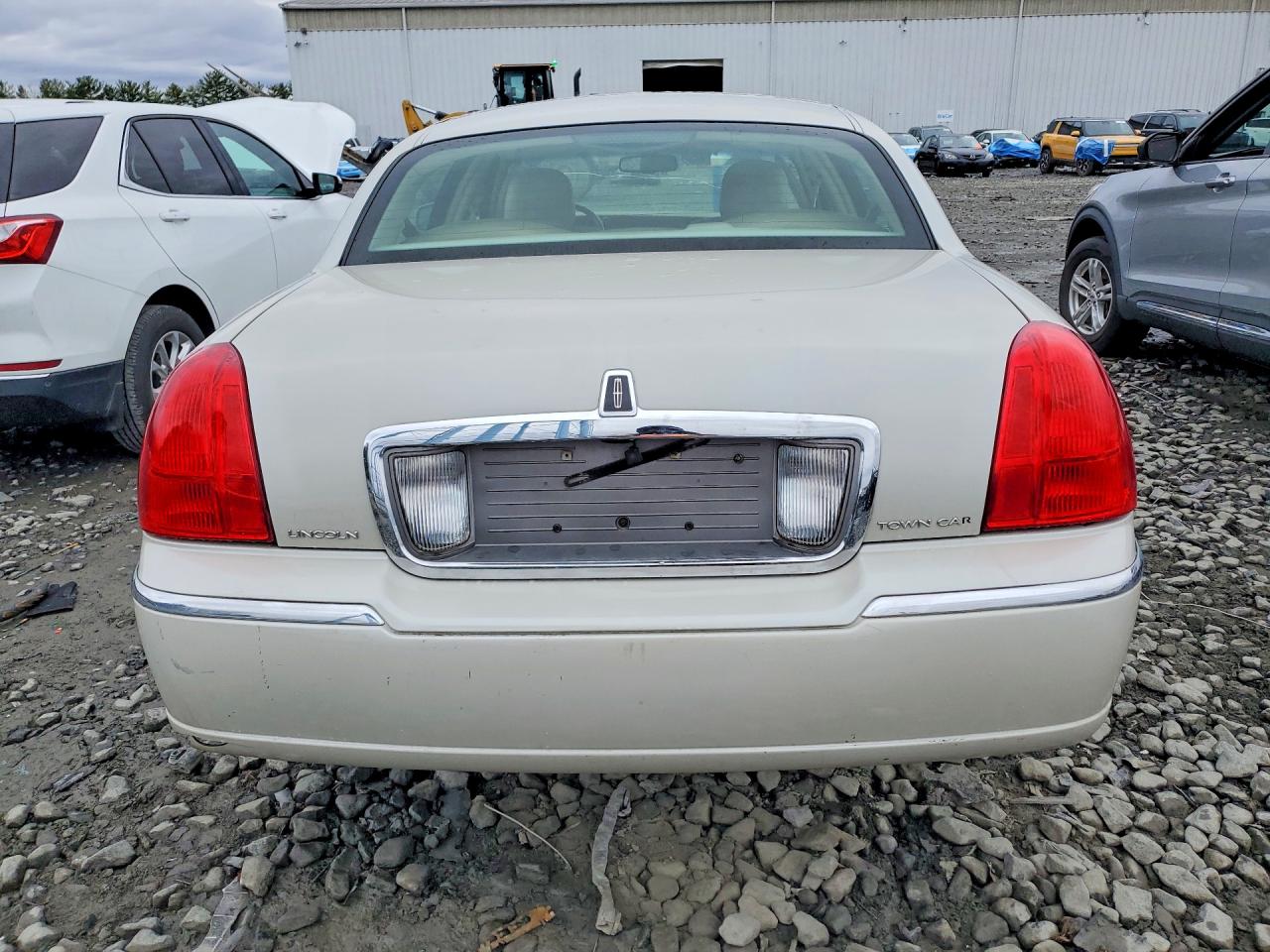 2007 LINCOLN TOWN CAR SIGNATURE LIMITED photo 16