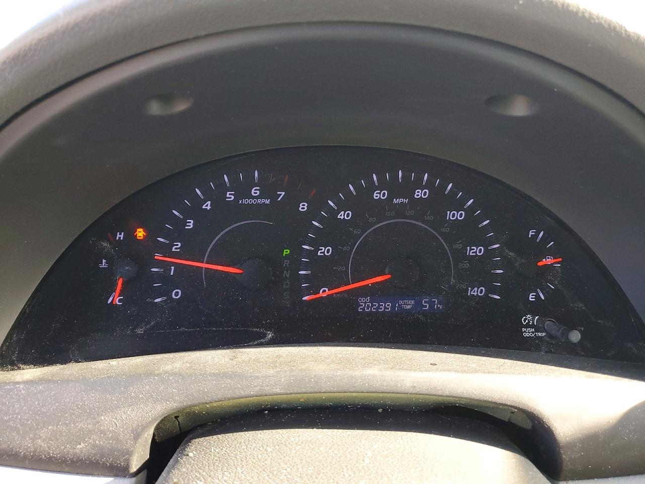 2011 TOYOTA CAMRY LE photo 9