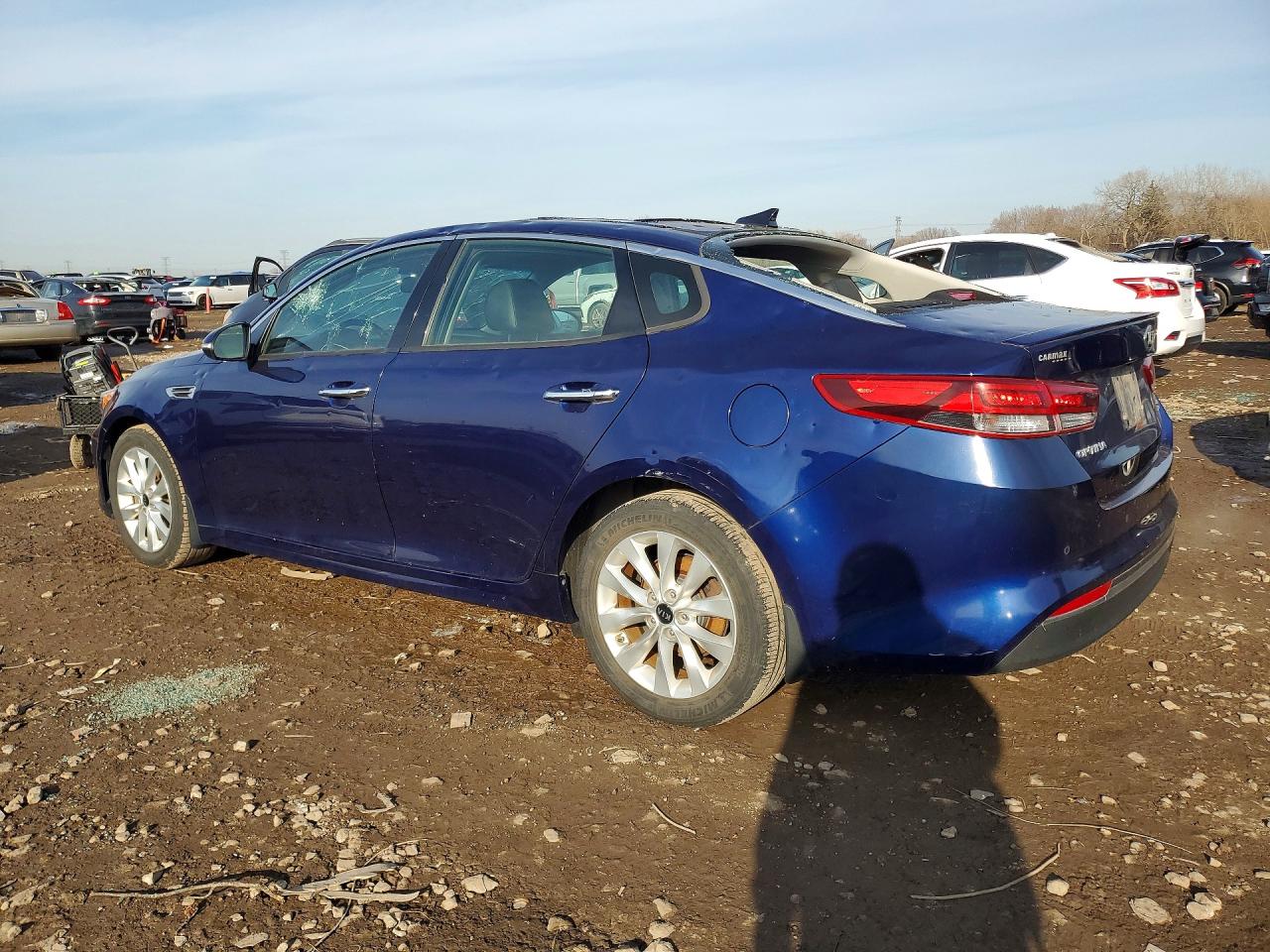 2018 KIA OPTIMA S photo 3