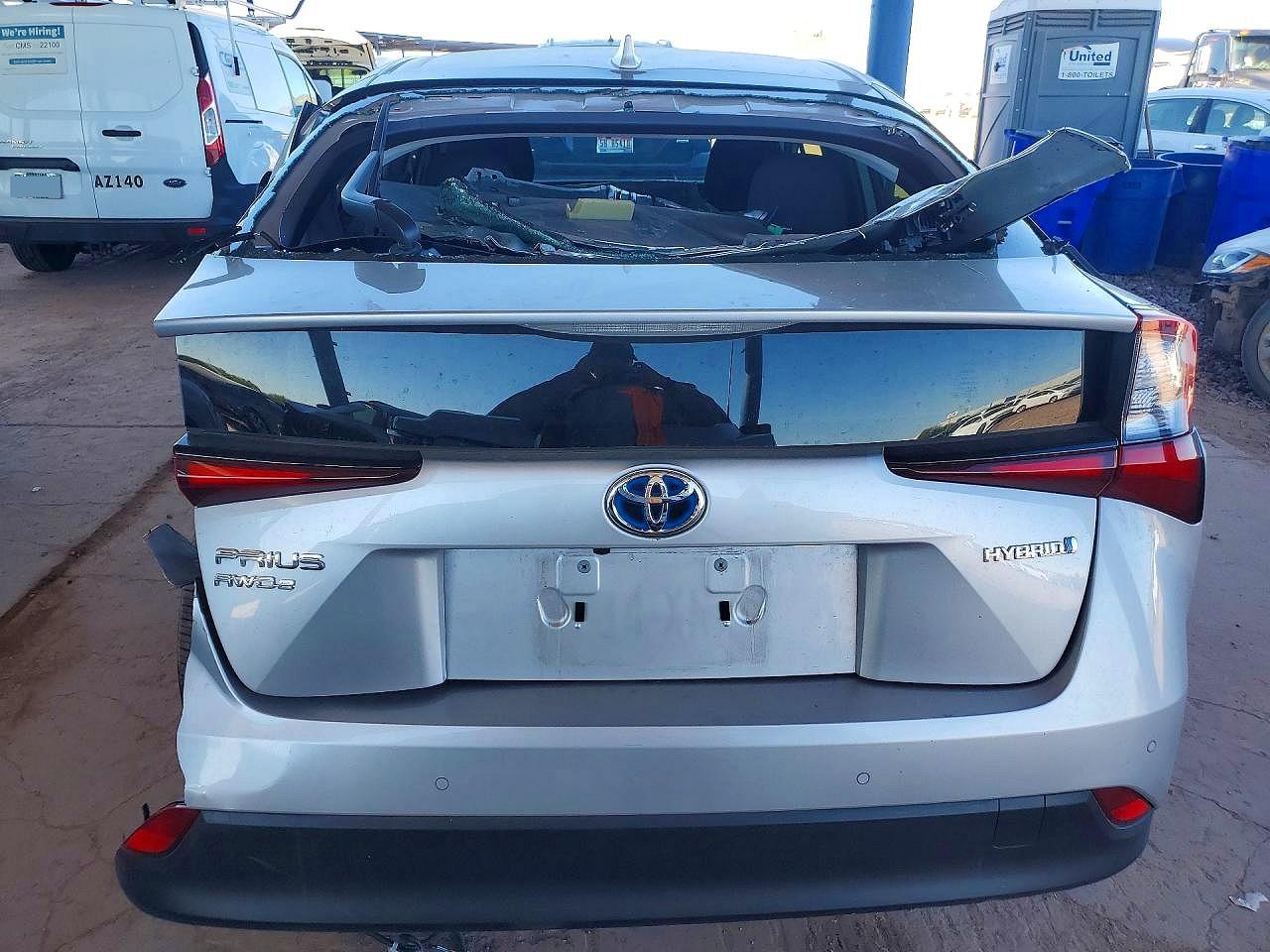 2019 TOYOTA PRIUS LE AWD-E photo 6