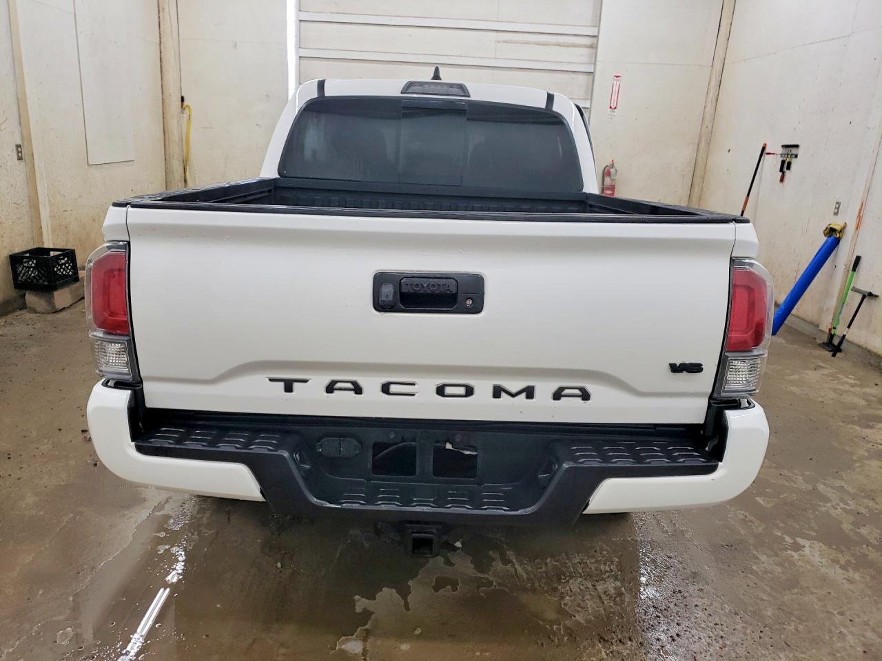 2021 TOYOTA TACOMA TRD SPORT photo 6