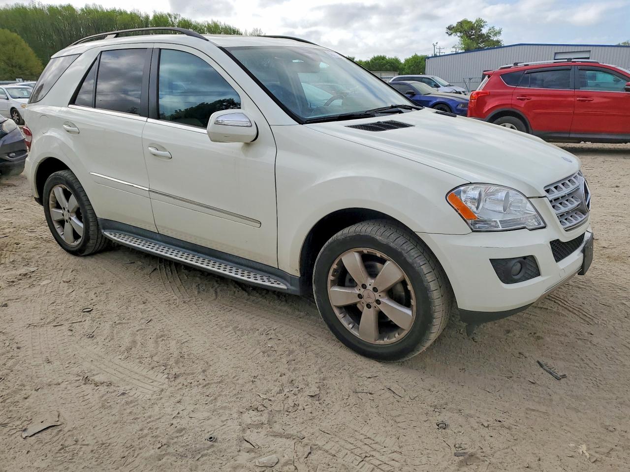 2010 MERCEDES-BENZ ML 350 photo 7