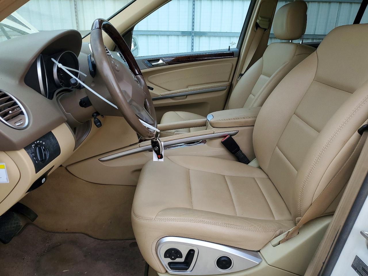 2010 MERCEDES-BENZ ML 350 photo 13