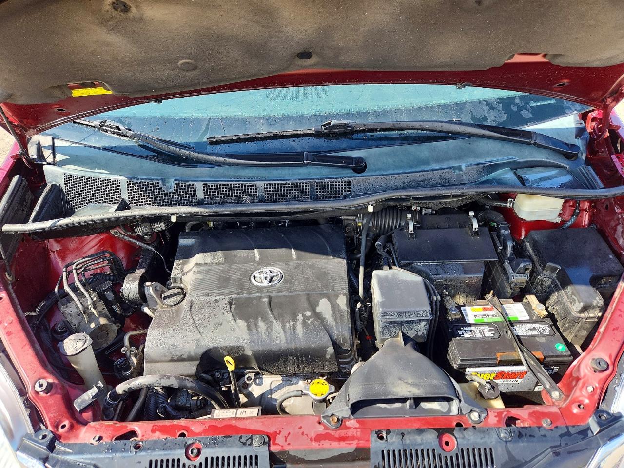 2014 TOYOTA SIENNA LE 8-PASSENGER photo 23