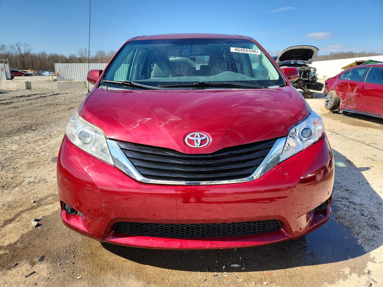 2014 TOYOTA SIENNA LE 8-PASSENGER photo 9