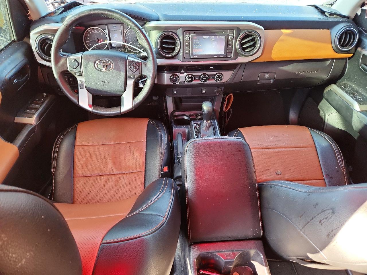 2017 TOYOTA TACOMA SR5 V6 photo 8