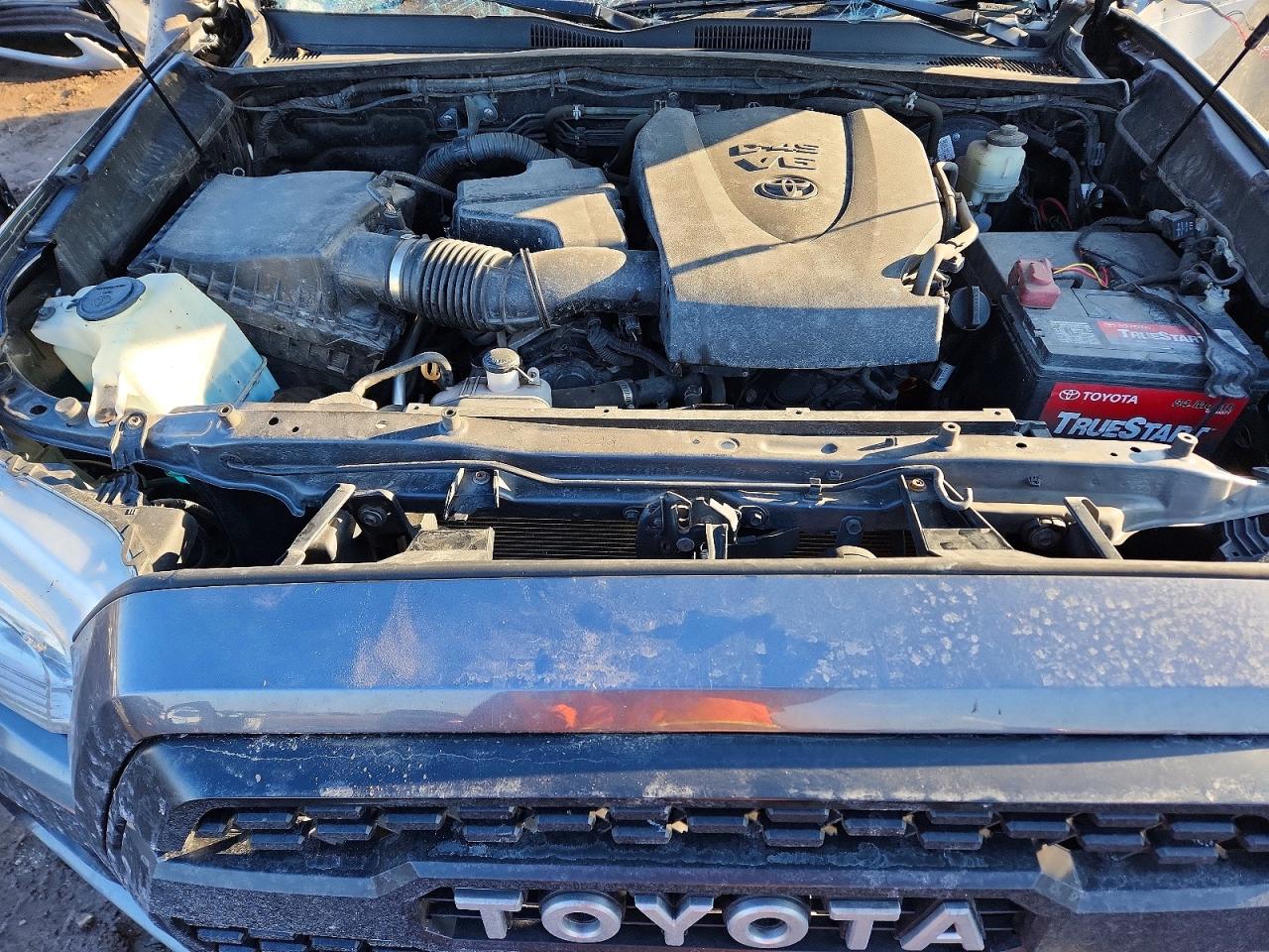 2017 TOYOTA TACOMA SR5 V6 photo 11