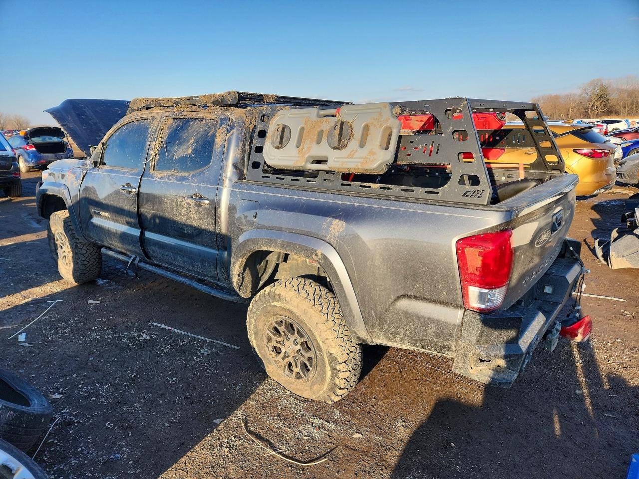 2017 TOYOTA TACOMA SR5 V6 photo 2