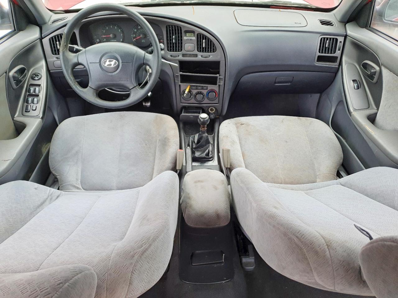 2005 HYUNDAI ELANTRA GLS photo 15
