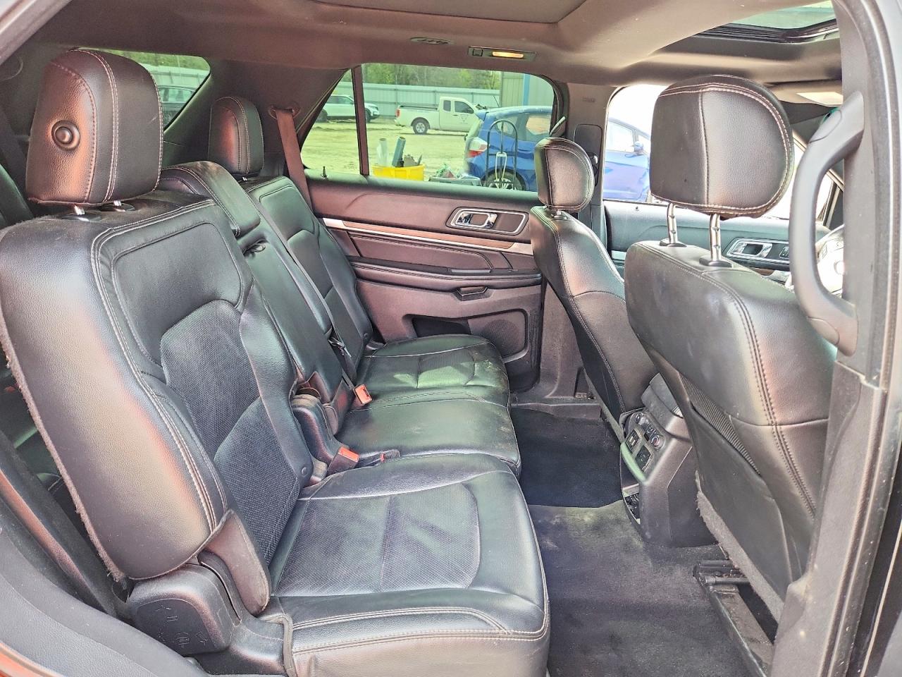 2017 FORD EXPLORER LIMITED photo 10