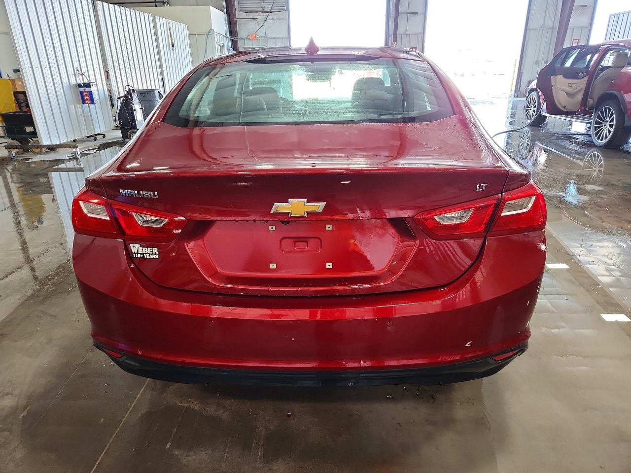 2018 CHEVROLET MALIBU LT photo 6
