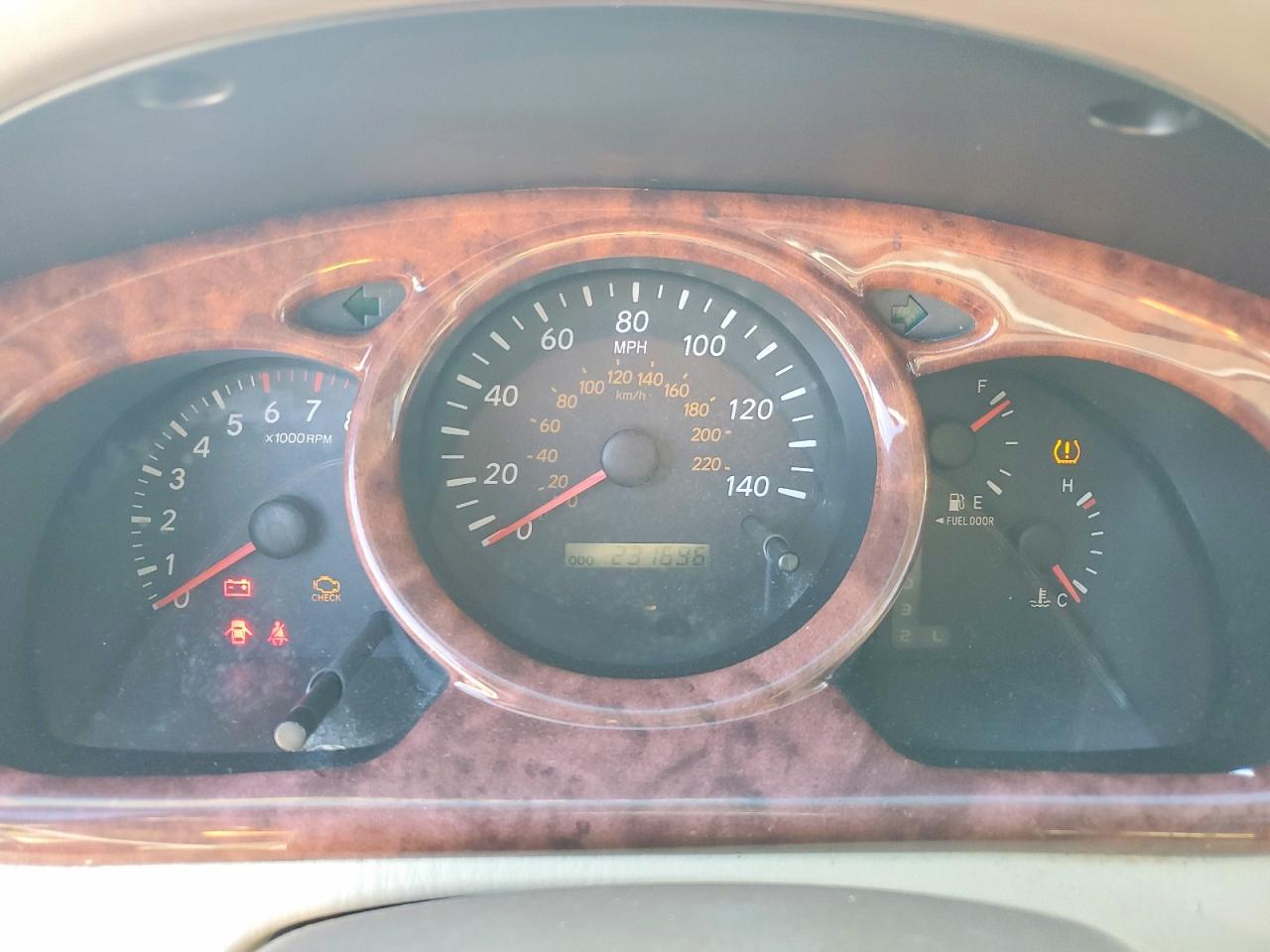 2005 TOYOTA HIGHLANDER LIMITED photo 25