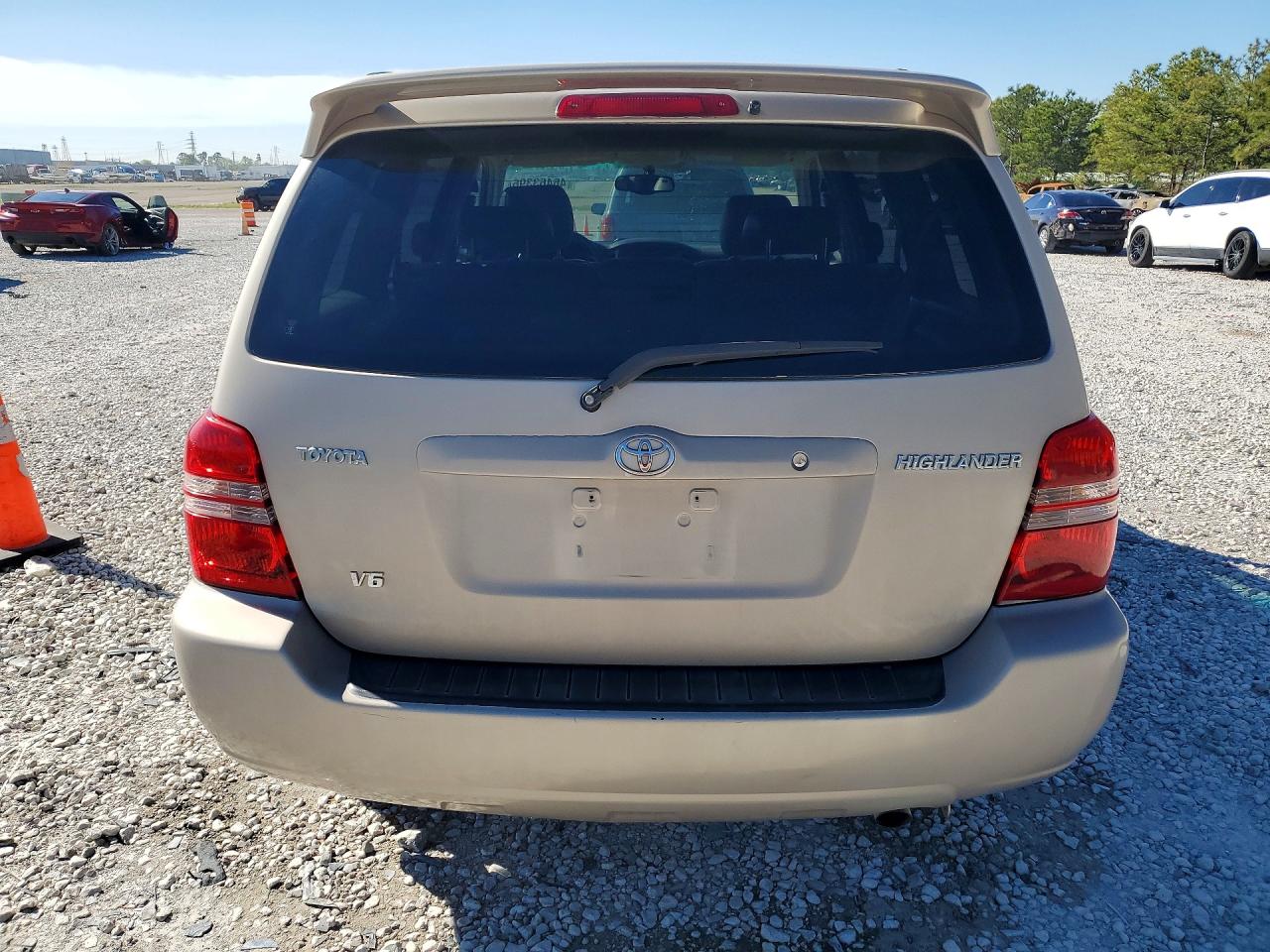 2005 TOYOTA HIGHLANDER LIMITED photo 16
