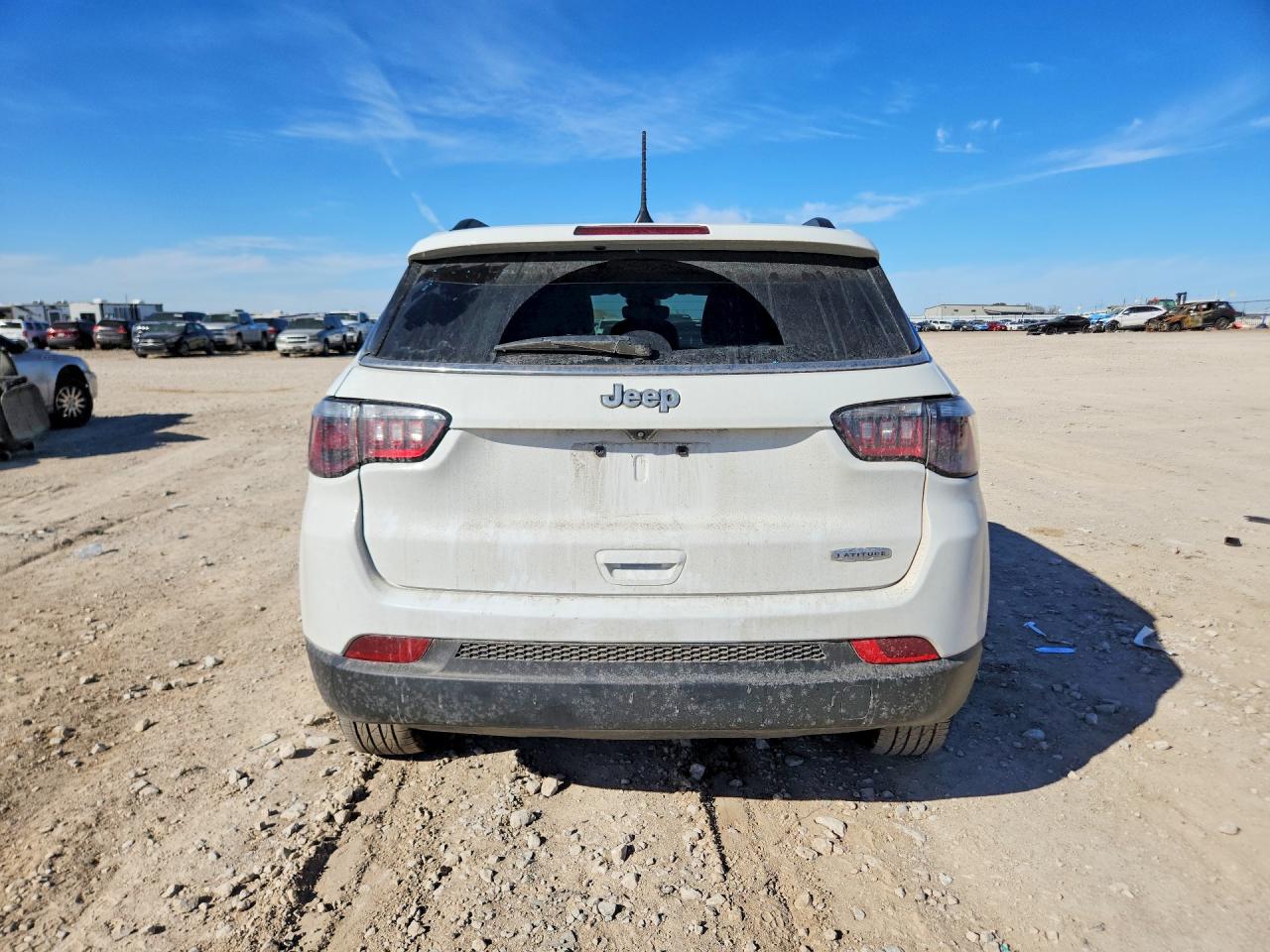 2022 JEEP COMPASS LATITUDE photo 11