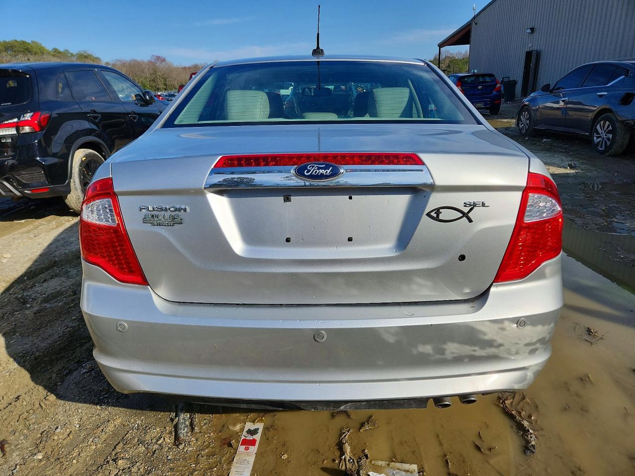 2011 FORD FUSION SEL photo 11