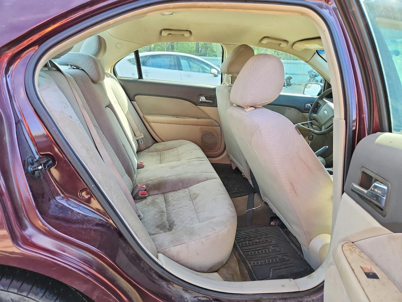 2011 FORD FUSION S photo 10