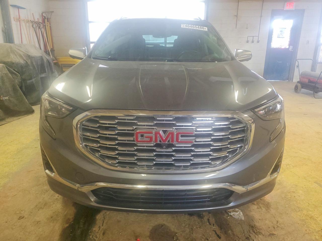 2020 GMC TERRAIN DENALI photo 9