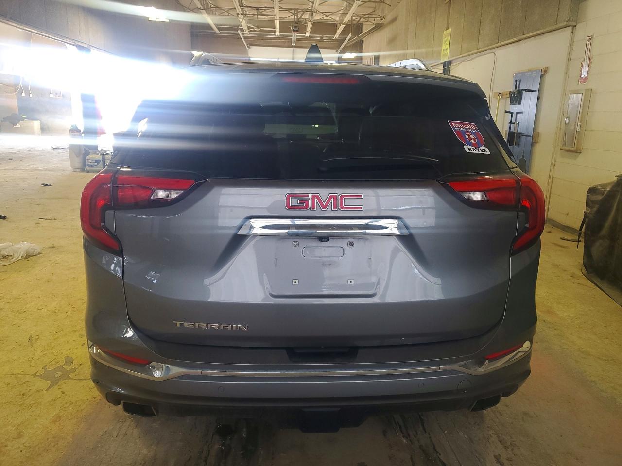 2020 GMC TERRAIN DENALI photo 11
