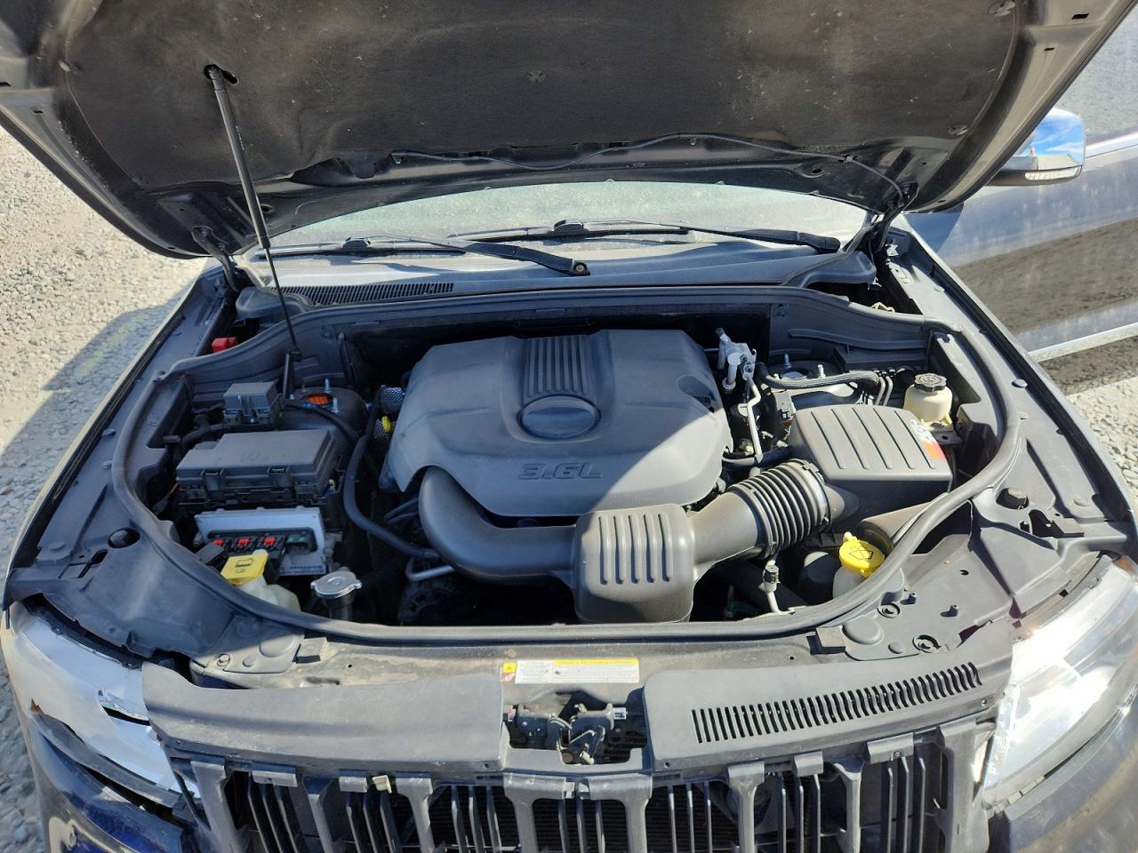 2011 JEEP GRAND CHEROKEE LIMITED photo 34