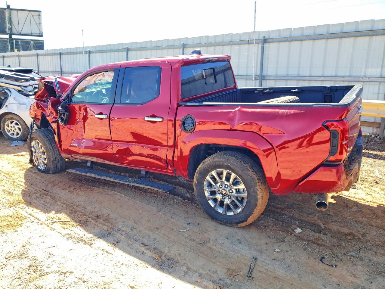 2024 TOYOTA TACOMA LIMITED HV photo 3
