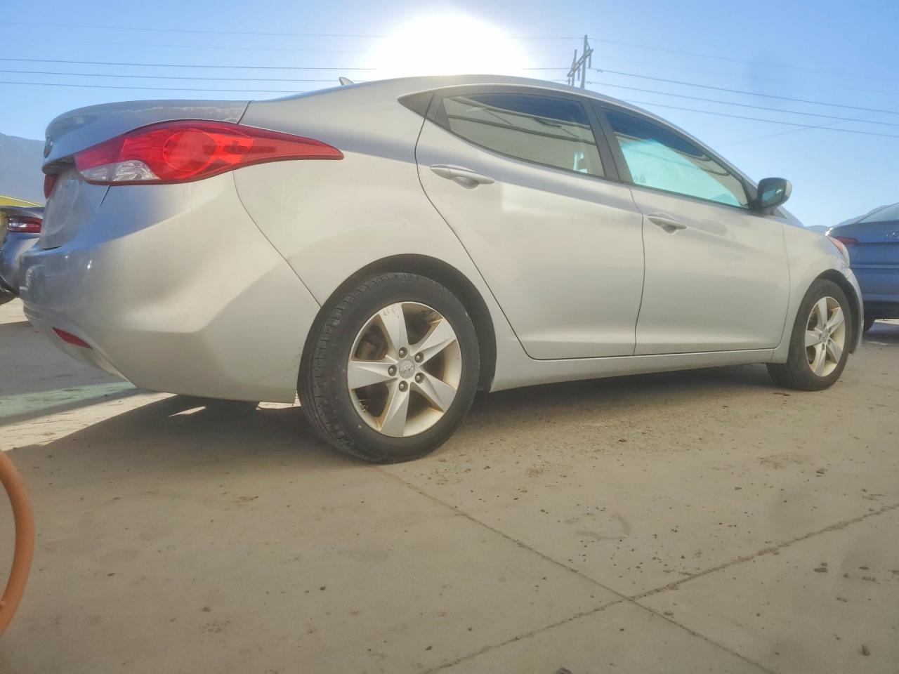 2013 HYUNDAI ELANTRA GLS photo 5