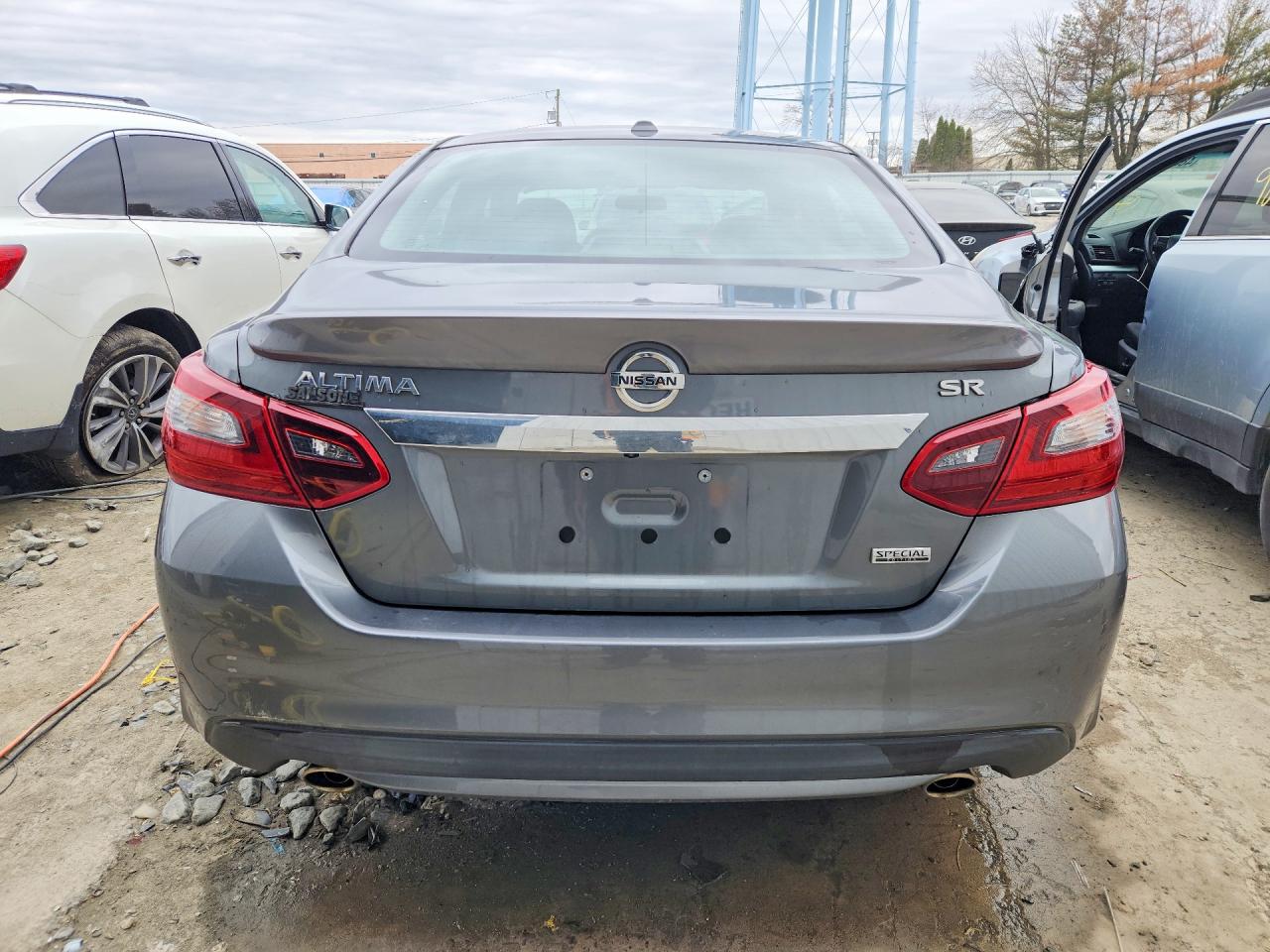 2018 NISSAN ALTIMA 2.5 SR photo 11