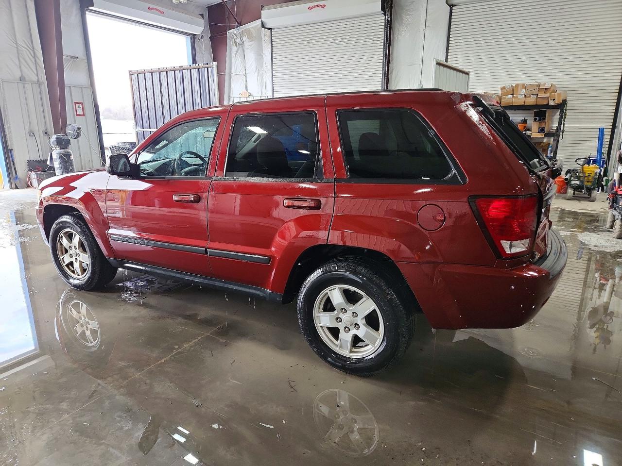 2007 JEEP GRAND CHEROKEE LAREDO photo 2
