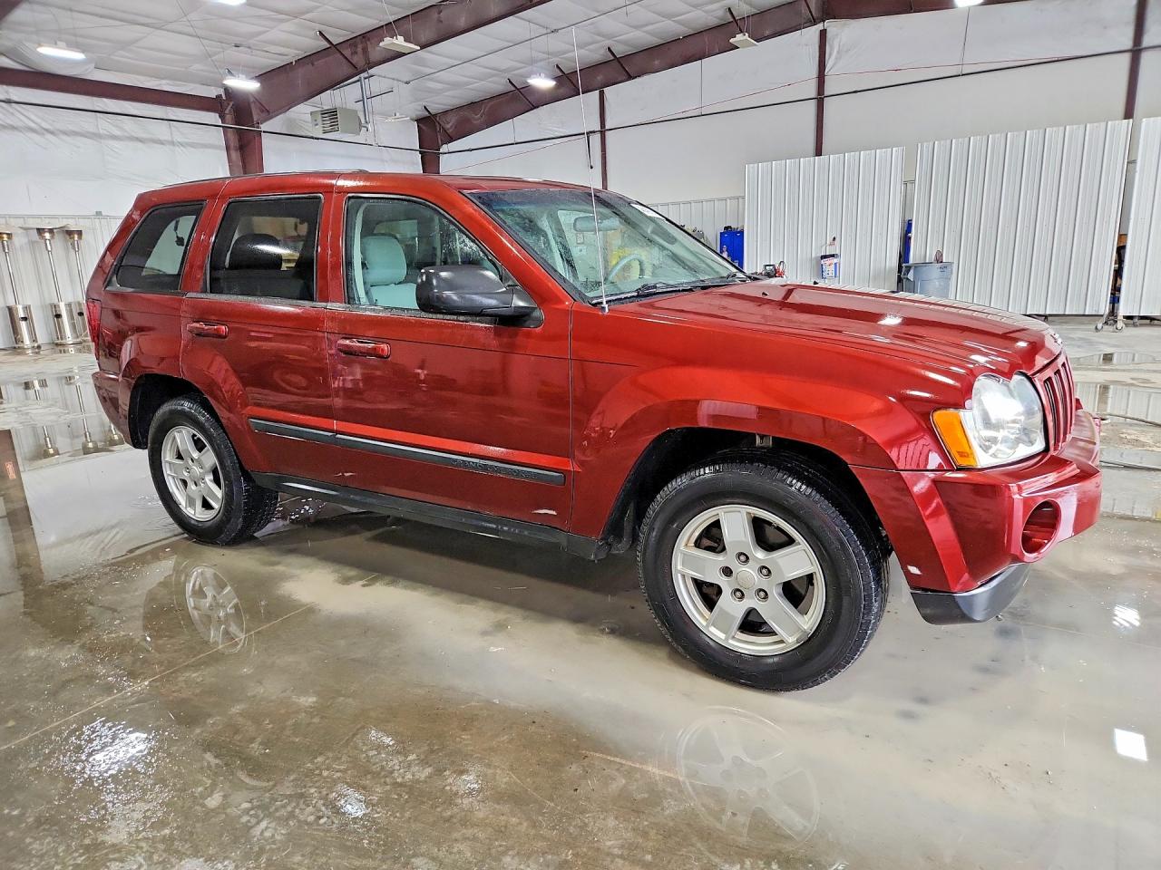 2007 JEEP GRAND CHEROKEE LAREDO photo 4