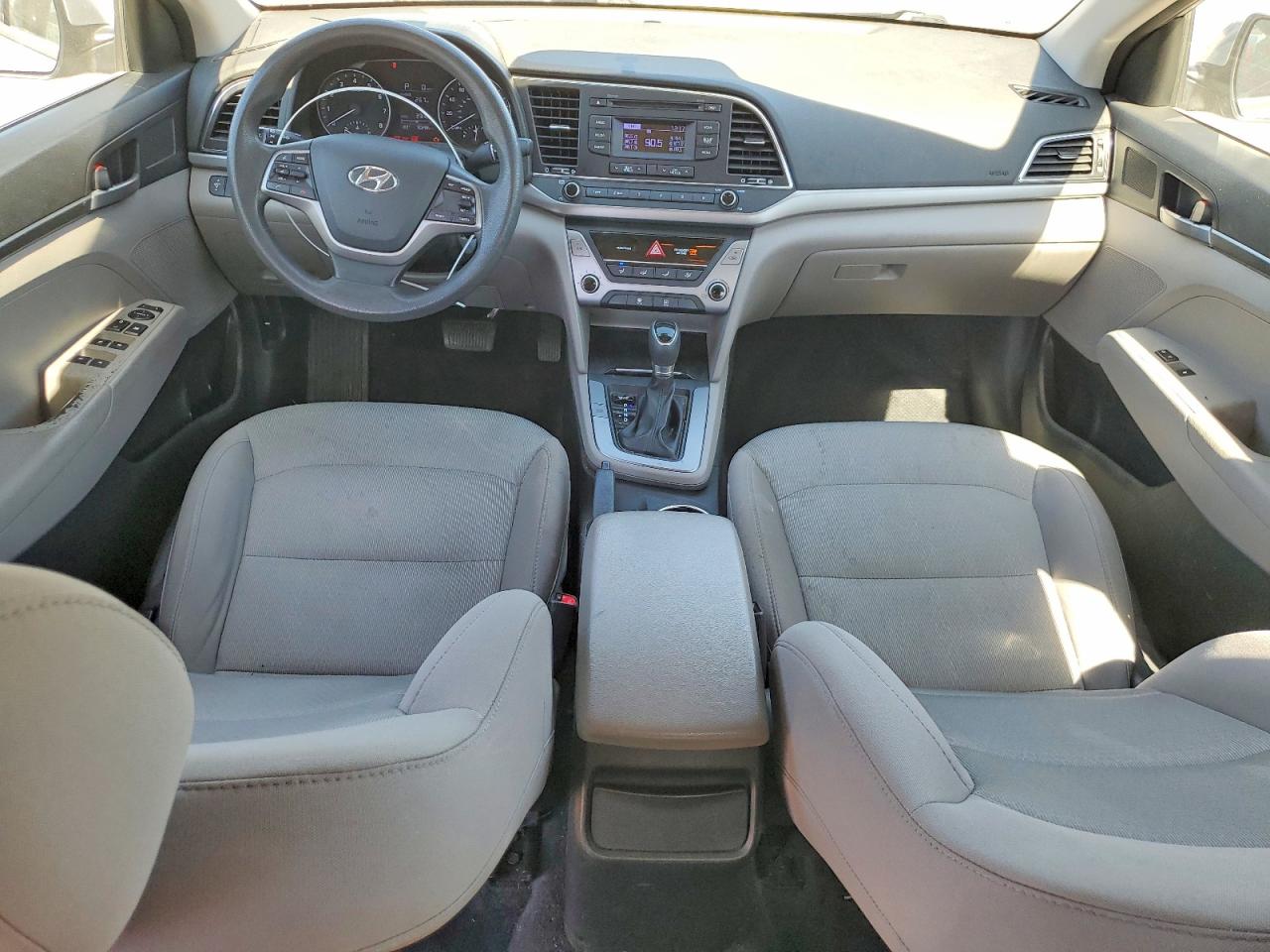 2017 HYUNDAI ELANTRA SE photo 22