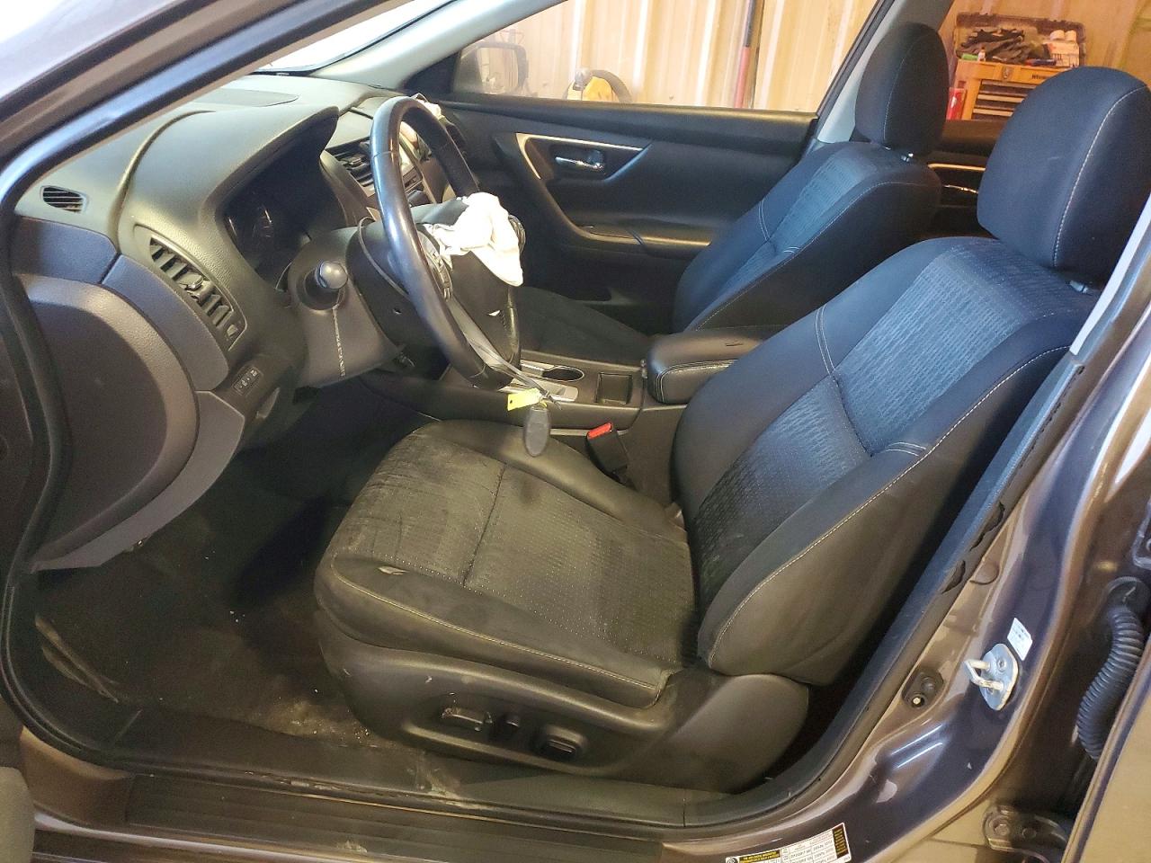 2017 NISSAN ALTIMA 2.5 SV photo 13