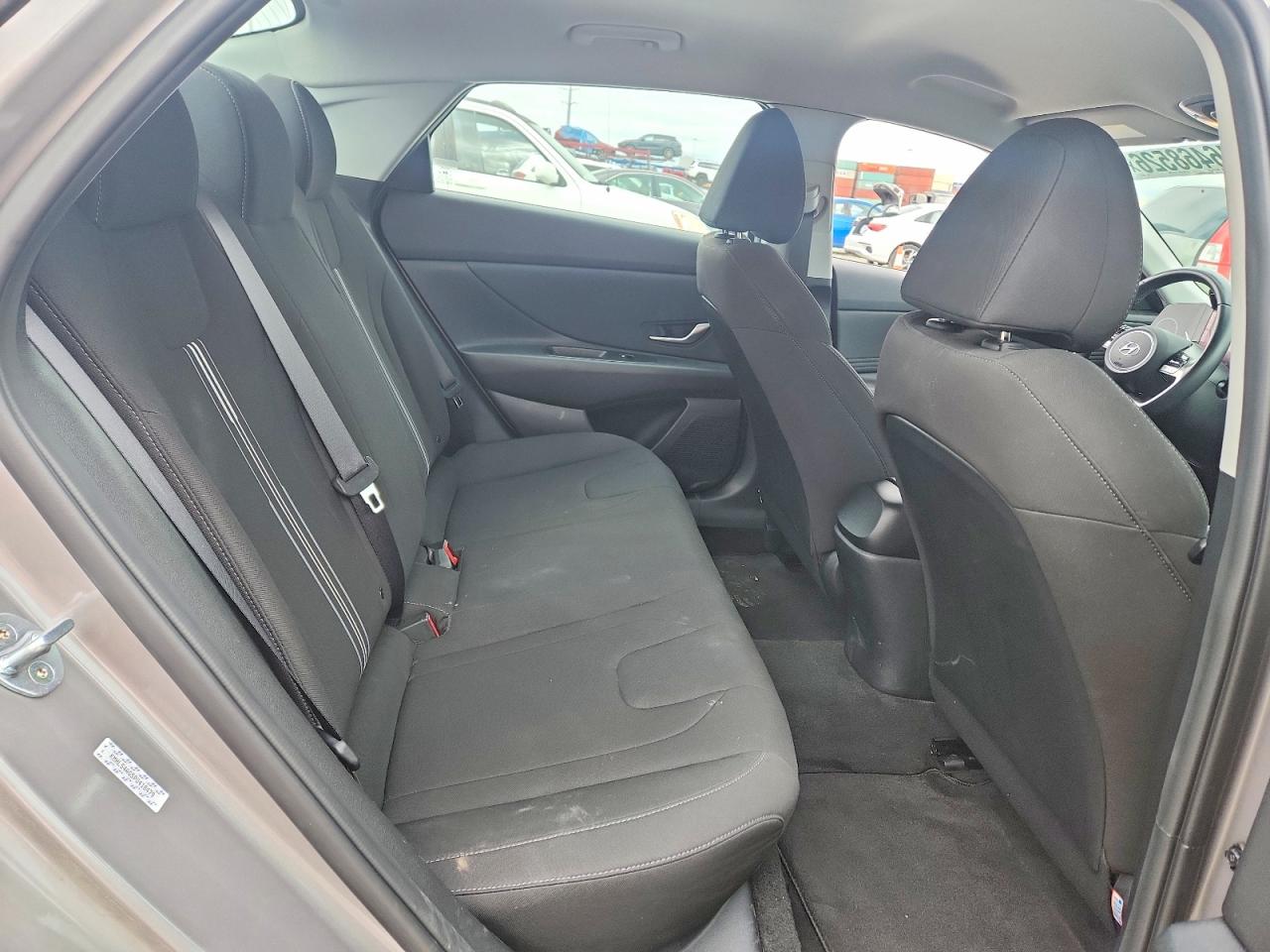 2023 HYUNDAI ELANTRA SEL photo 10