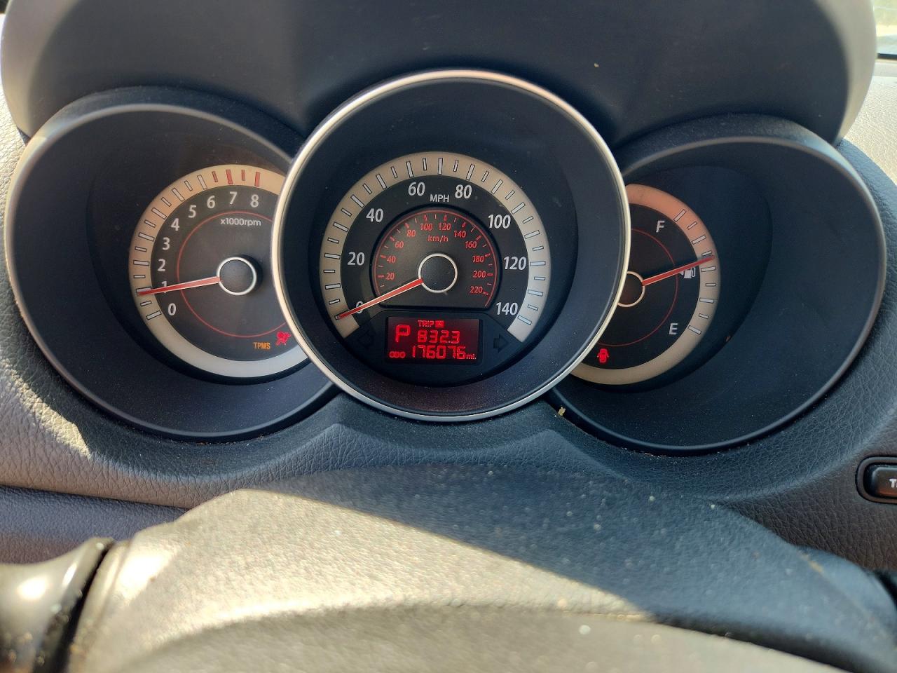2010 KIA FORTE EX photo 17