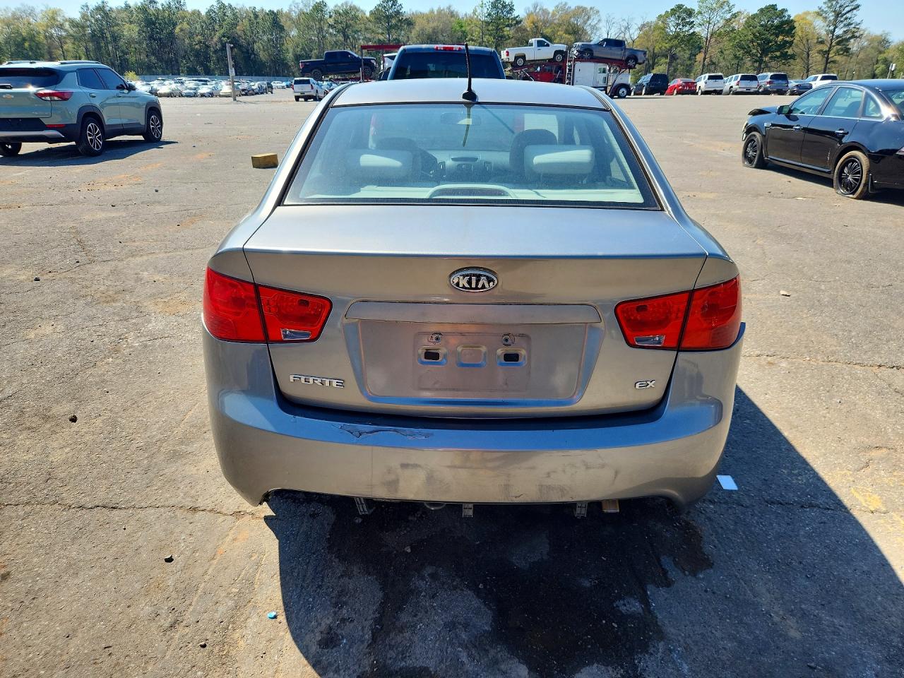 2010 KIA FORTE EX photo 11