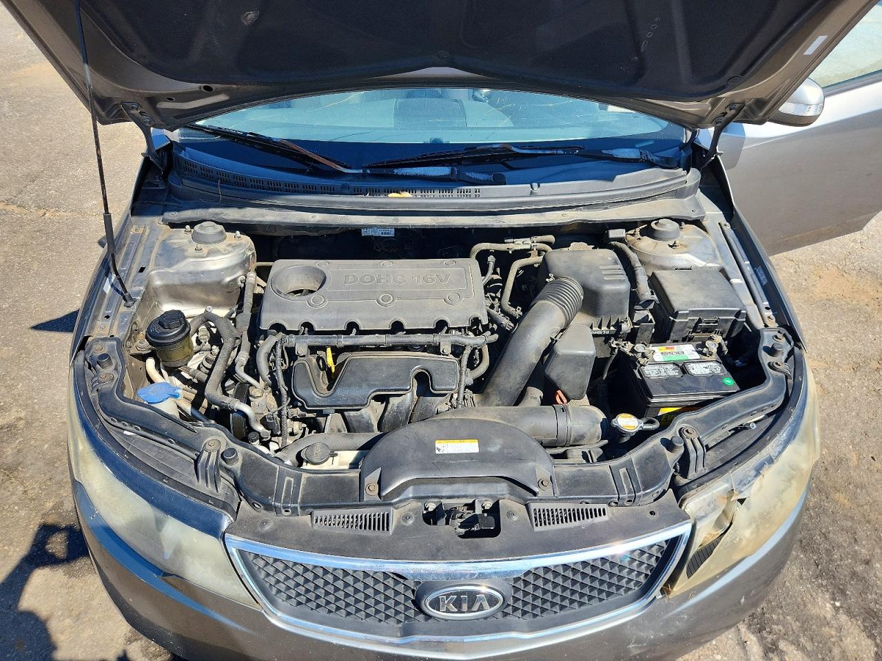 2010 KIA FORTE EX photo 21